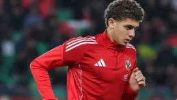 حمزة عبد الكريم لاعب النادي الاهلي