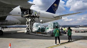 الطائرة الإغاثية السعودية 